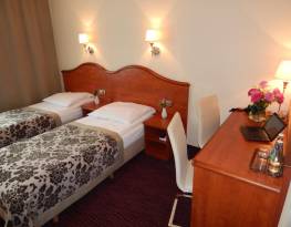 KRAKUS Hotel Краків проживання ресторан відпочинок аквапарк в Кракові