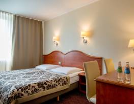 KRAKUS Hotel Краків проживання ресторан відпочинок аквапарк в Кракові