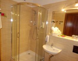 KRAKUS Hotel Краків проживання ресторан відпочинок аквапарк в Кракові