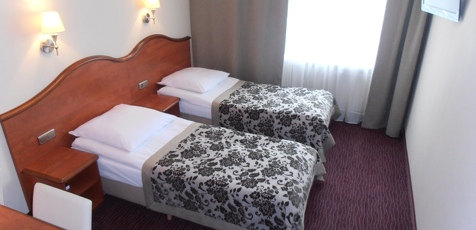 KRAKUS Hotel Краків проживання ресторан відпочинок аквапарк в Кракові